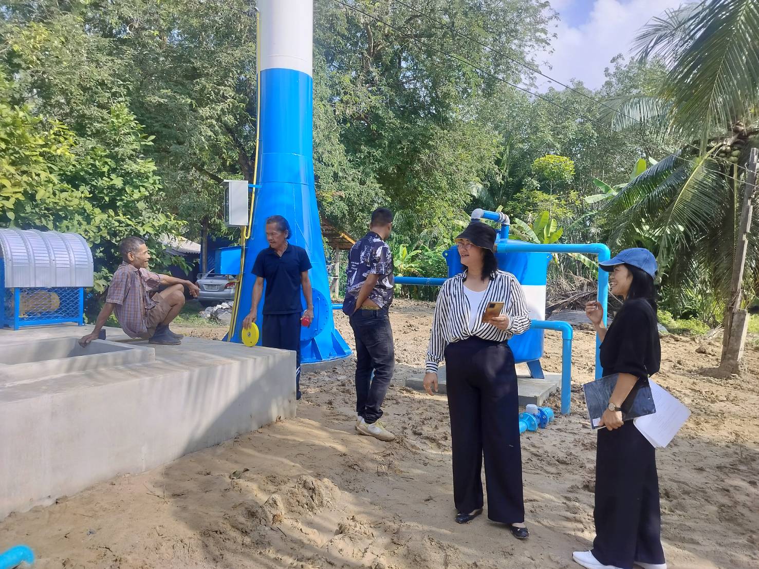 วันพุธที่ 12 พฤศจิกายน พ.ศ.2568 นายระพี อินทร์วิเศษ นายกองค์การบริหารส่วนตำบลบางดี  มอบหมายให้ นายไวพจน์ จงเจริญ รองนายกองค์การบริหารส่วนตำบลบางดี เจ้าหน้าที่ตรวจรับพัสดุพร้อมด้วยผู้ควบคุมงานลงพื้นที่ตรวจรับงานแล้วเสร็จ โครงการก่อสร้างระบบประปาหอถังเหล็ก พร้อมบ่อพักน้ำ หมู่ที่ 10 ตำบลบางดี